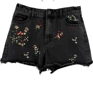Banjara Black Embroidered Floral Cutoff Denim Shorts boho High Rise Frayed Hem